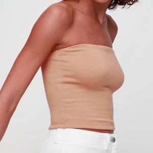 Aritzia Wilfred Free
Adriana Tube Top WHITE size M